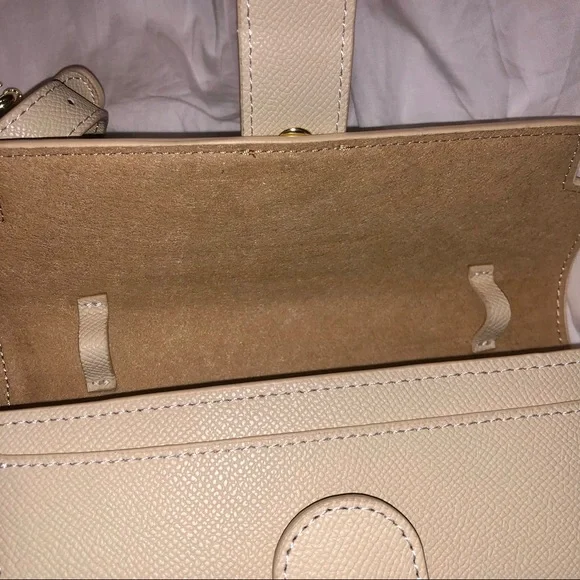 Cream Faux Leather Belt, Sling, Crossbody Bag - Picture 6 of 12